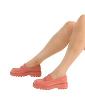 Load image into Gallery viewer, ZAXY FLOW LOAFER AD
