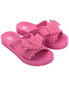ZAXY URBANA SLIDE AD